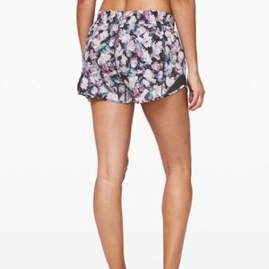 Lululemon hotty hot shorts
